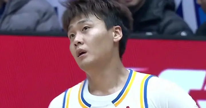 北京男篮51分血洗四川，媒体炸锅！有不甘和同情、也有恨铁不成钢