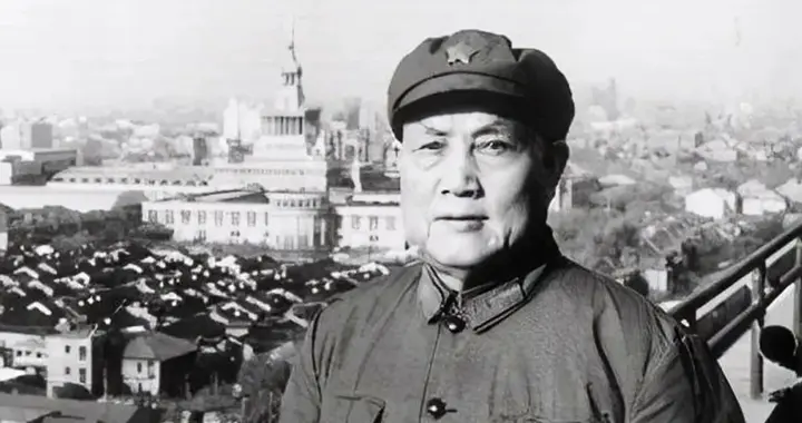 战场最罕见一幕：长津湖上志愿军一边杀敌，一边救敌