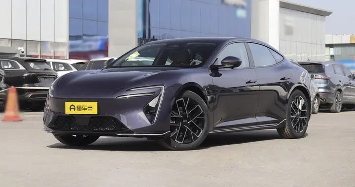 阿维塔06：年轻人的第一台豪华轿车，试驾后让人爱不释手！