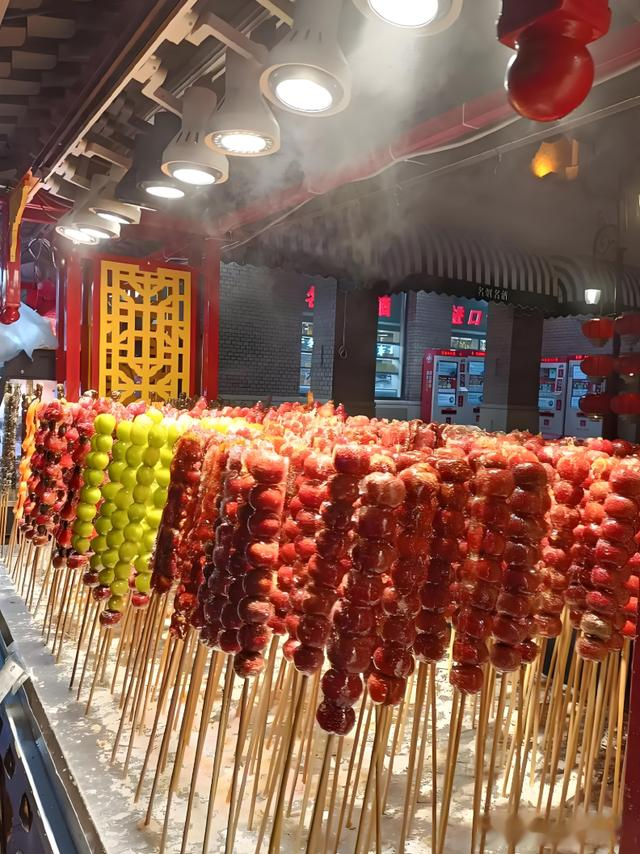 哈尔滨中央大街必吃清单！看一眼馋哭，咬一口沦陷！