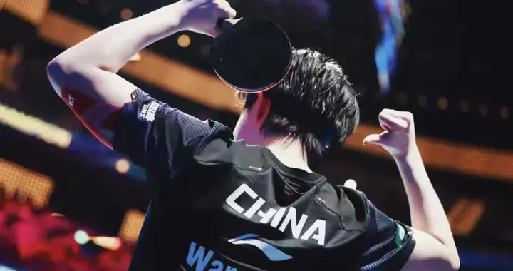 王楚钦夺冠引中外舆论撕裂：外媒狂赞，国人为何偏要挑刺？