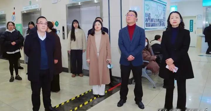 新闻快递|永川区政协领导赴区人民医院调研