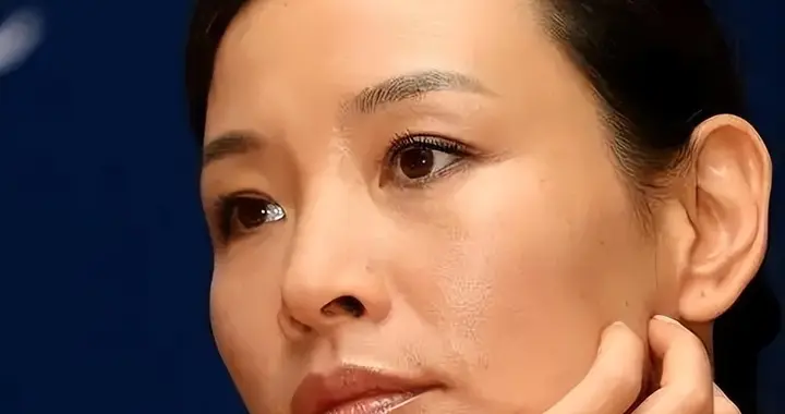 陈冲：加入美国国籍，晚年却回国养老，如今的她证明刘晓庆没说错