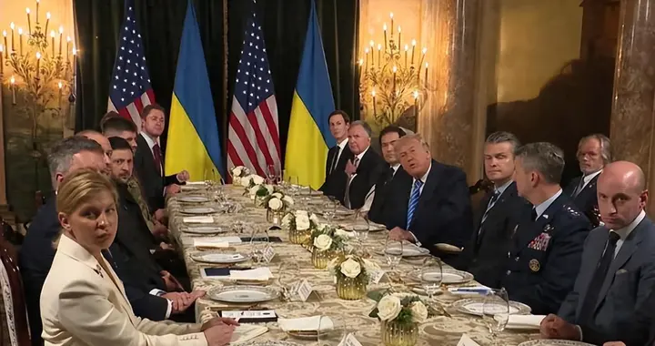 谈判结果出来了，特朗普态度变了，俄公布三大条件，乌英法选边站