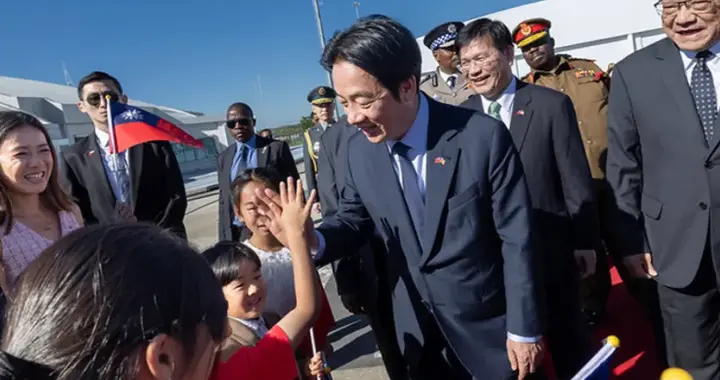 不顾宜兰地震，赖清德“偷渡”非洲，蓝营立场不分，大陆反应亮了