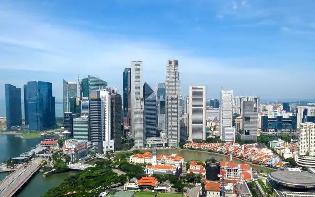 站在美国的角度，看中美金融战，真的太憋屈了！