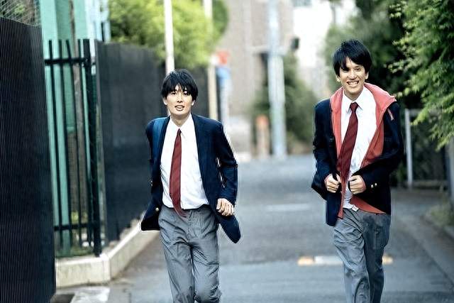 陪读6年悟透的真相：初中孩子想拔尖，这5句话越早听进去越受益