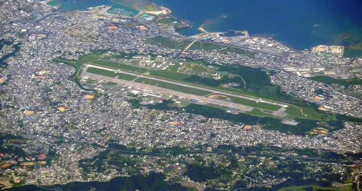 被美国耍了30年，一座小小的美军基地让日本两头为难，被媒体痛批