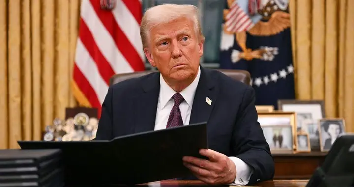 3名大法官倒戈，贝森特向美高院摊牌，发出财政警告