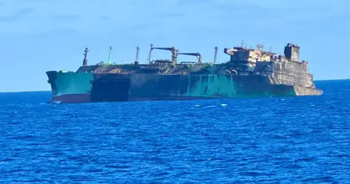 地中海惊现“甩锅式”救援，利比亚或将遇袭LNG船残骸拖回马耳他