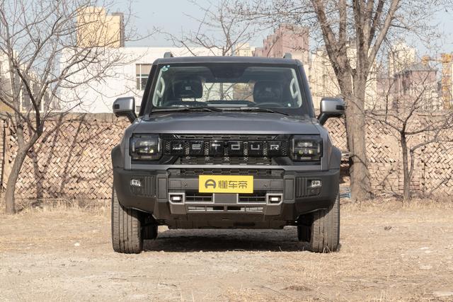 捷途旅行者2025款上市，外观内饰升级，配置大幅提升，值得买？