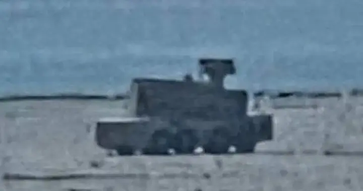 美军做梦也没想到，第五舰队司令部，竟要用中国造防空武器来保护