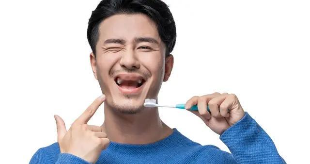 别再无效刷牙！专家解锁3种刷牙方法，附动图教学→ | 健康超有料