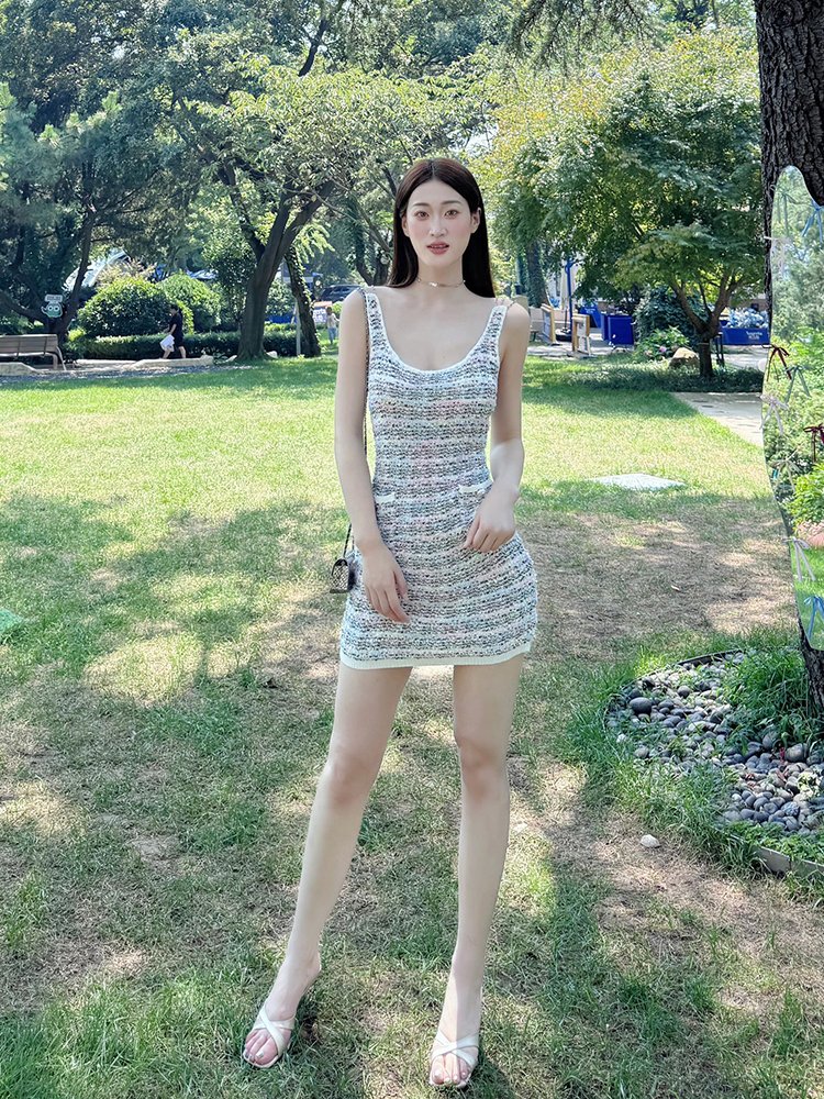 小香风粗花呢U领吊带连衣裙