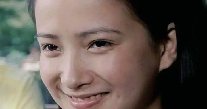 61岁何晴离世，生前夸赞许亚军现任妻子，称许亚军是个负责任的人