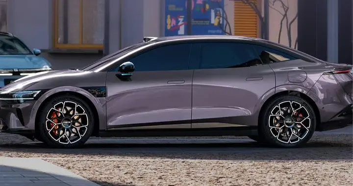 等4月10日！焕新极氪007GT顶配这些升级真的香！