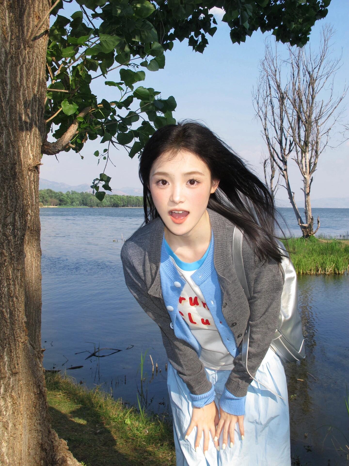 蓝色假两件开衫秋季搭配一整套半身裙套装