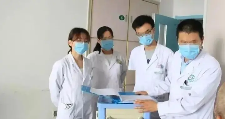 纪实：45岁女子直肠癌手术成功，2年后肺转移走了，医生道出真相