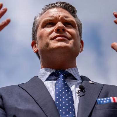 阿凯瞰世界：美国防长又作妖！配偶列席机密