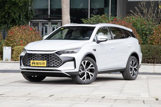 比亚迪唐L初体验：空间与续航的平衡之作