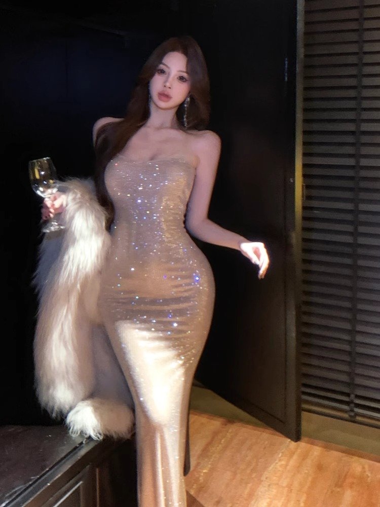 法式亮片吊带包臀连衣裙女轻奢高级紧身性感