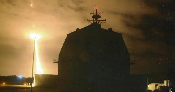 能把人笑死，美军刚公布的巡洋舰击落自家战斗机调查报告