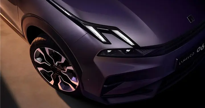 质感出行新选择，领克06暮光紫演绎春日简约美学