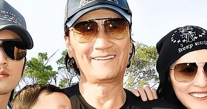 过分“宠爱”张柏芝，被怀疑是三胎生父，88岁谢贤恐“晚节不保”