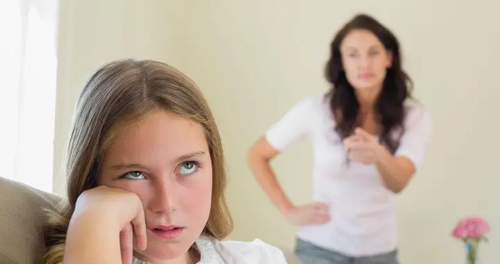 严格来说，父母学的都是教育框架，所以做不到很正常