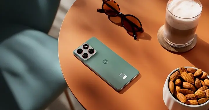 联想moto X70 Air AI手机发布：有AI的Air