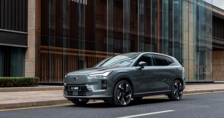 沃尔沃新年首推新能源购置补贴