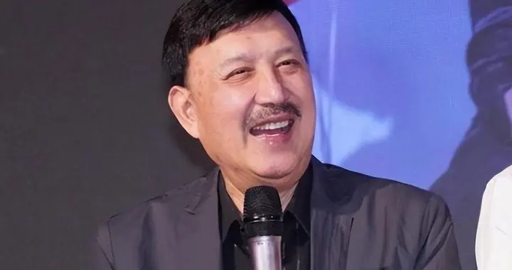 曾经歌坛的老牌天王，走上“台独”歪路！如今家破人亡，晚景凄凉