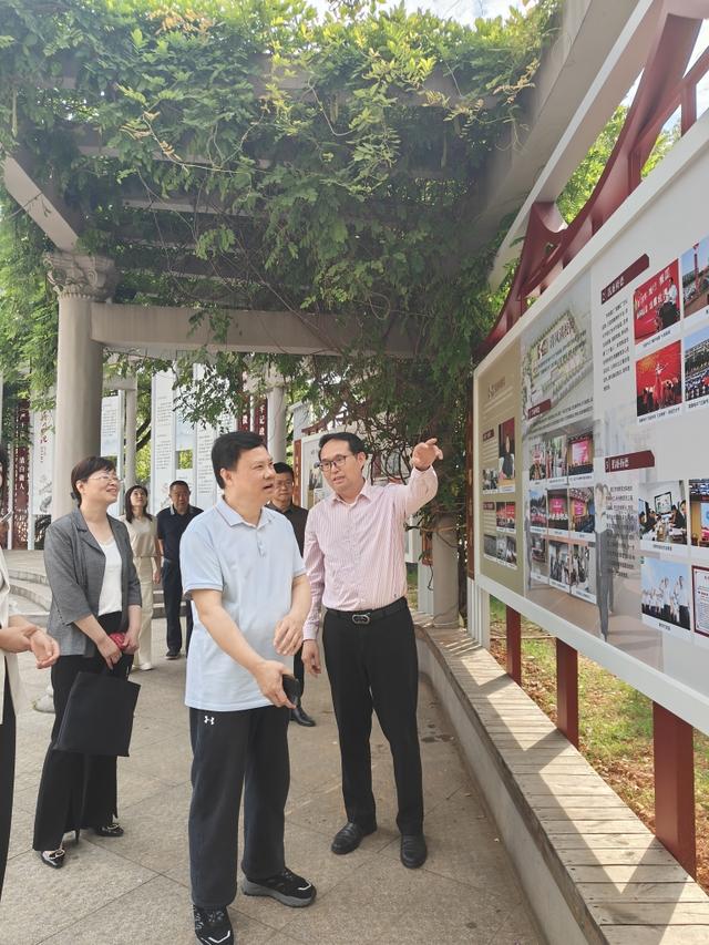 共探红色思政路 同铸教育新辉煌