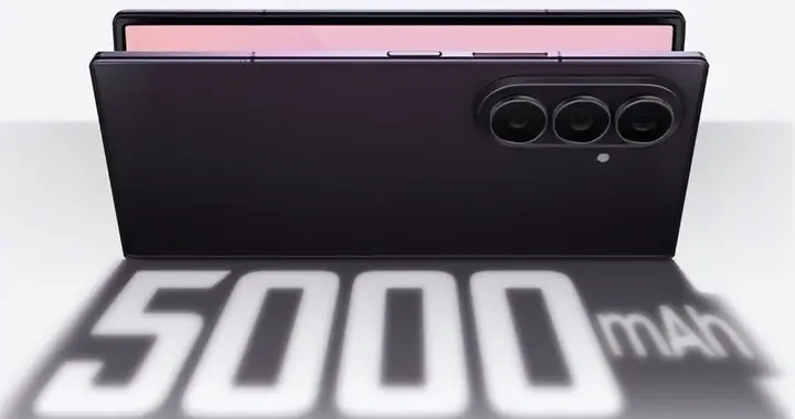 AI智慧，隐私护航！三星Galaxy Z Fold8 Ultra手机全...