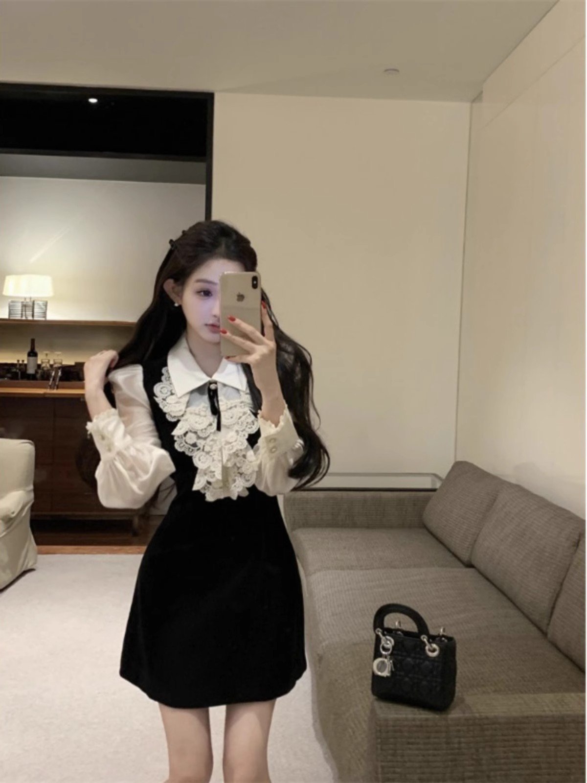 高级感黑色丝绒连衣裙女秋冬气质名媛小礼裙