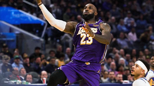 阿钢爱体育：什么水平？今天单核带队的詹姆