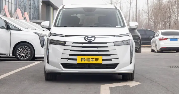 2025款传祺E8 PHEV：空间大，动力足，家用MPV可以看看它