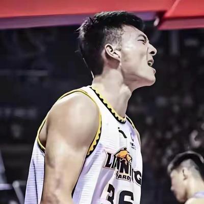 水瓶座的座：事实再次证明，手帝打不了控卫