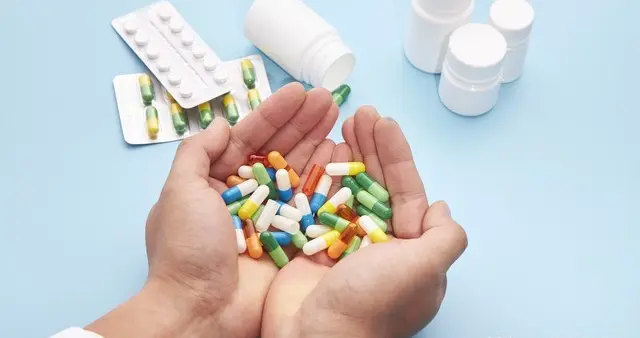 参松养心胶囊对症用！3种心脏不适精准缓解，组方与原理一次讲透