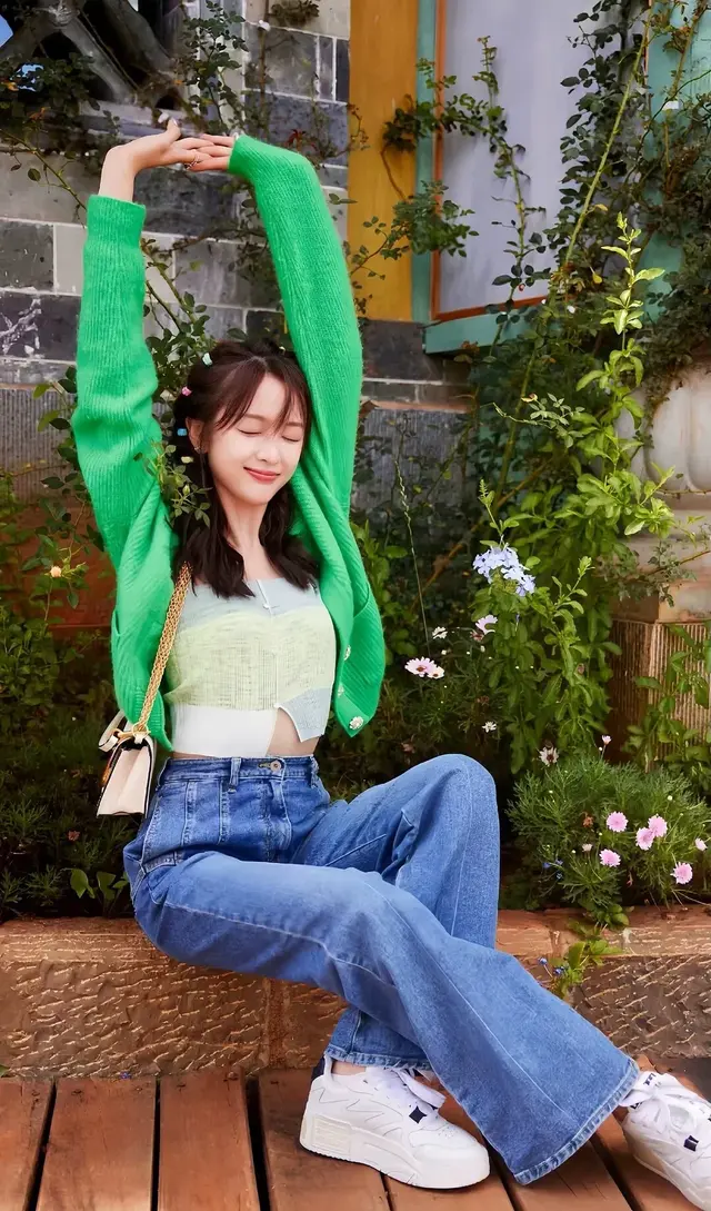 吴宣仪，完美身材