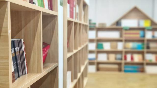 银杏树下：民办学校真正能“出圈”的秘密？