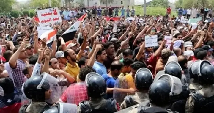 以色列政坛大变天，任职最久总理沦为全民公敌，走投无路还要硬扛