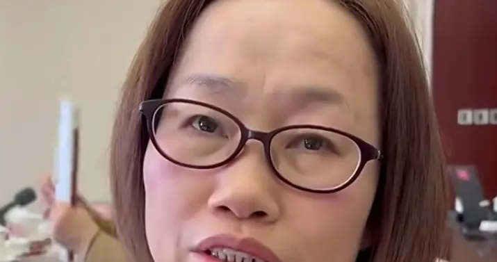 两会提案刷屏！弹性上下班，让年轻父母不用在工作与娃之间二选一