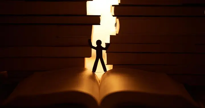 被逐出族谱的我成了全省状元：第十章 陈家那丫头有出息了