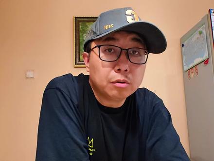 杜兰特怒怼老詹粉丝！