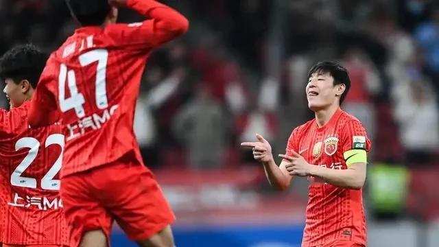 小鹿说体育：海港这操作太败好感！ 球迷看