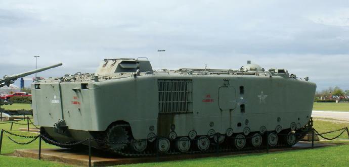 美国LVTP-5两栖装甲车 LVTP-5（Landing Vehicl...