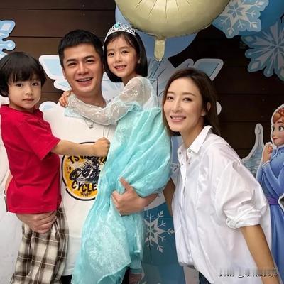 沙雕娱乐：杨怡罗仲谦，6岁女儿生日照曝光