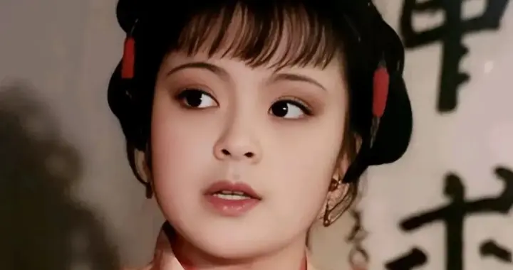 探春耳光打向谁？既向蠢坏的邢夫人，也向“假清高”的红梅邢岫烟