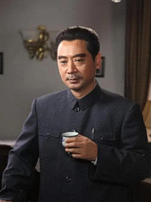 著名演员刘劲：我这辈子最正确的决定，就是娶了一个平凡的妻子